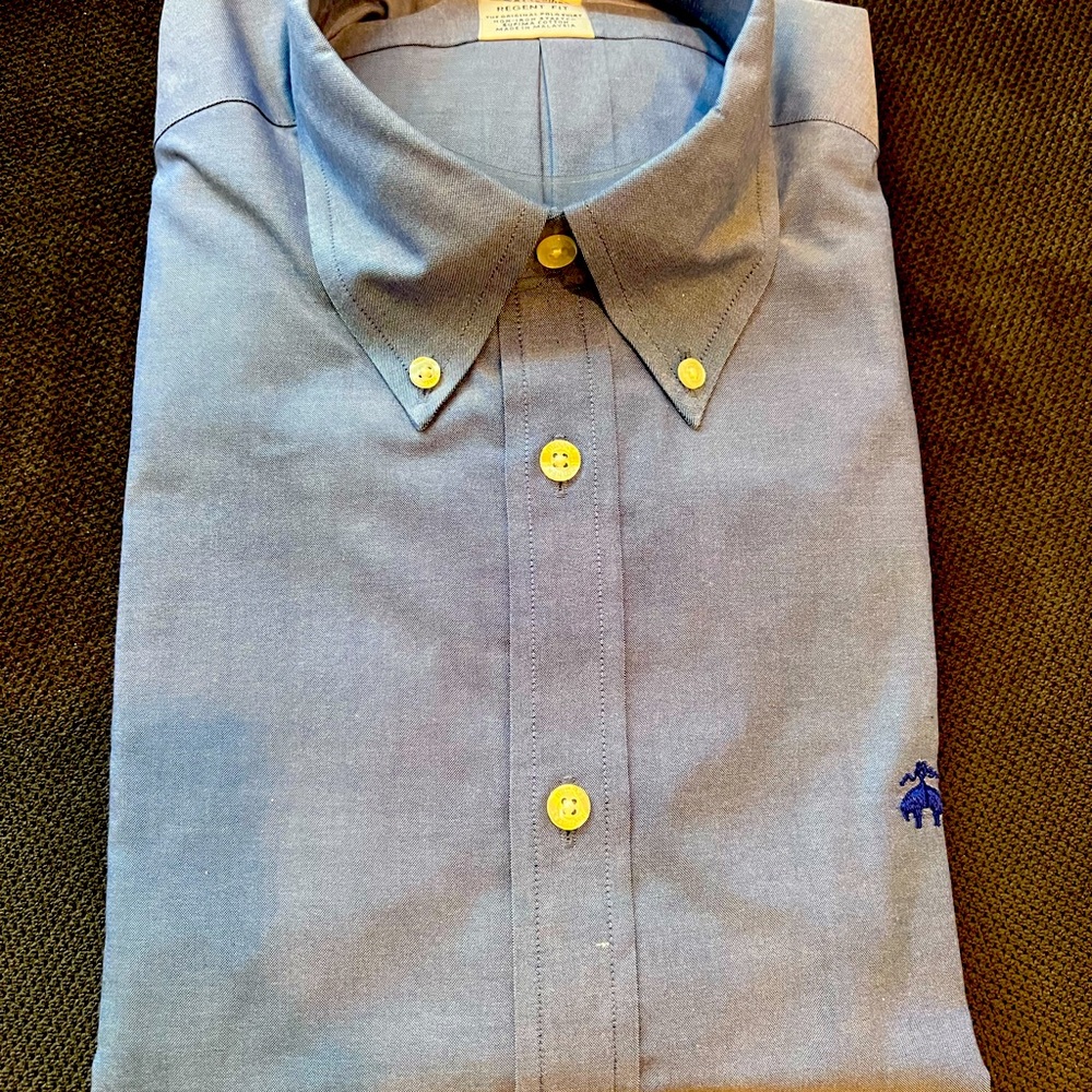 Brand new Brooks Brothers dress shirt for men. This is a size medium.